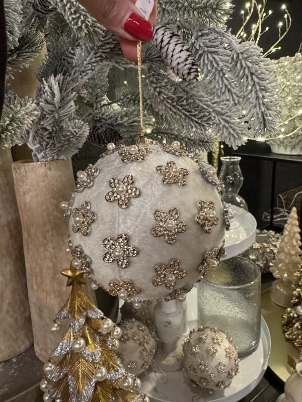Kersthangers met bloemen